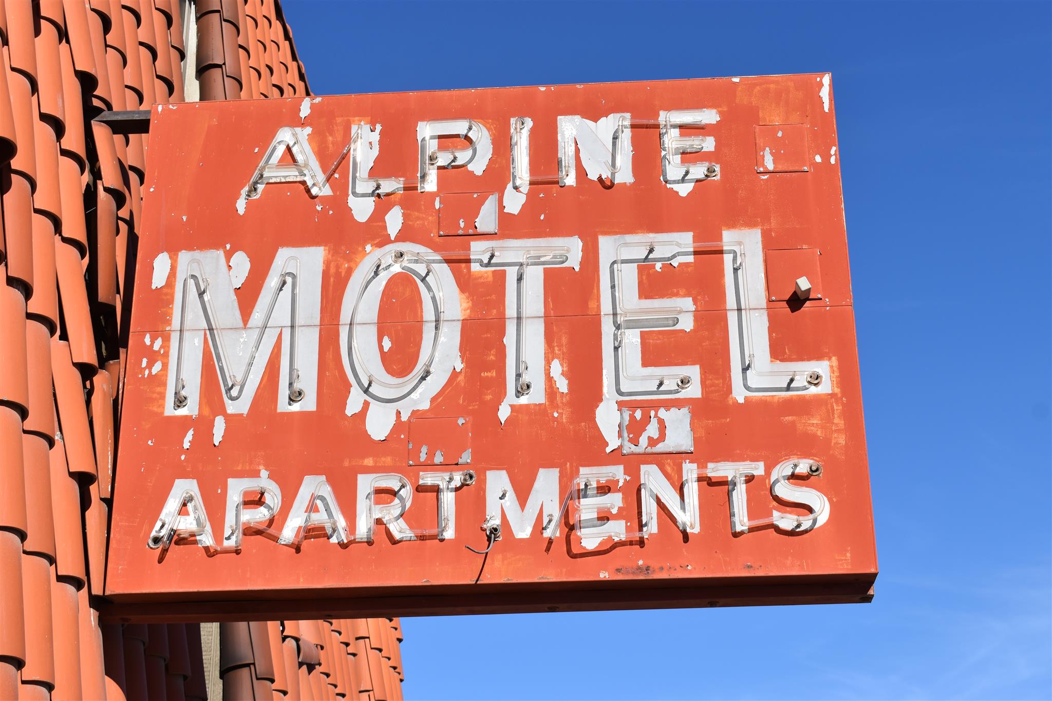 Eglet Adams Files Complaint Against Alpine Motel Apartments Property Owner, Smoke and Alarm Companies for December 21 Fire
